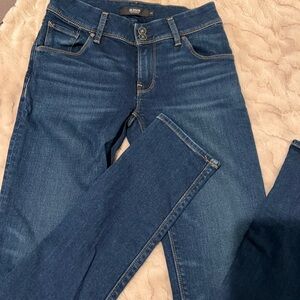Hudson Collin Skinny Jeans. Size 27, like new!